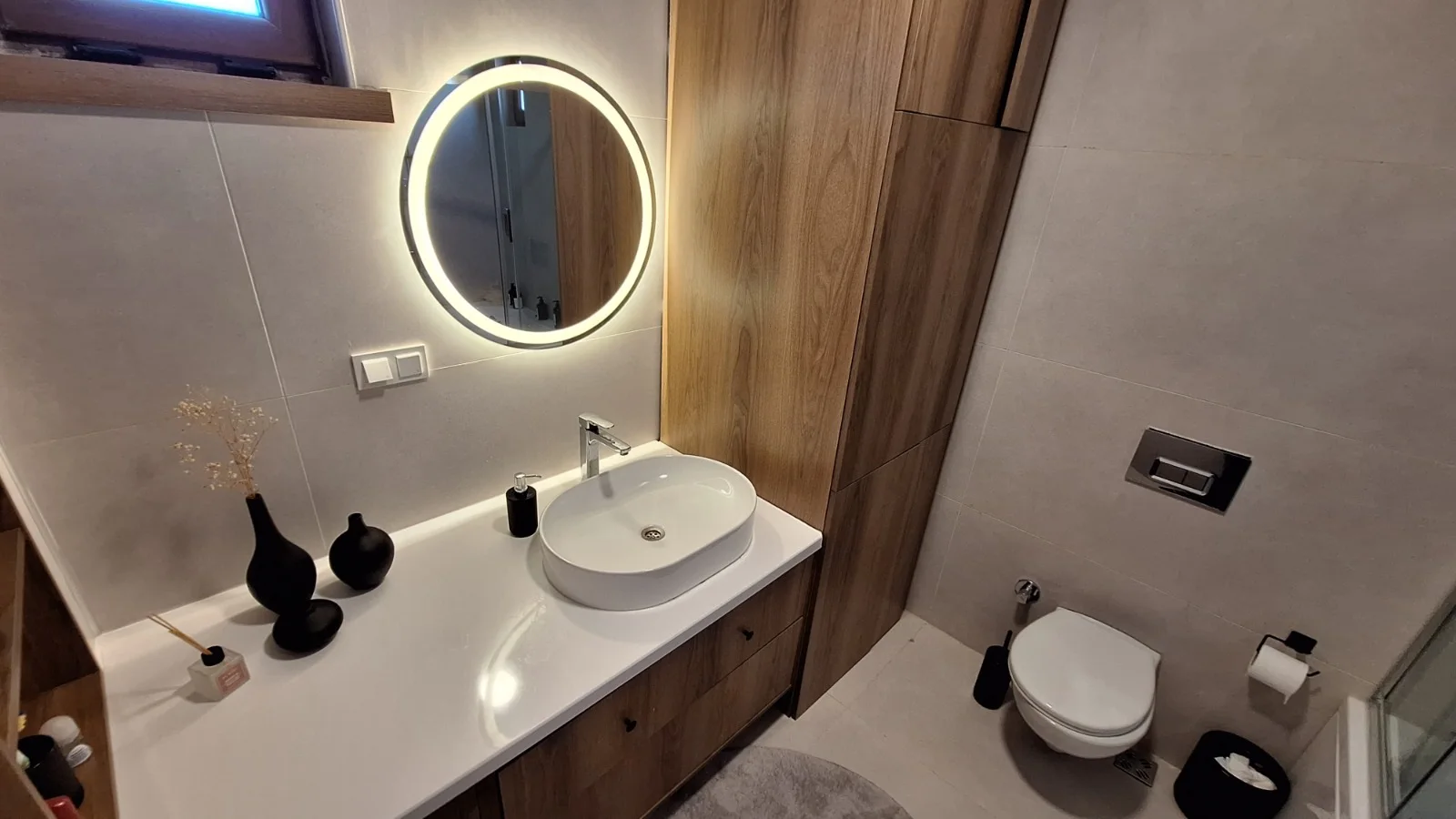 Sahilkent’te bahçe keyfi: Havuzlu ve güvenlikli sitede 5+2 villa 13