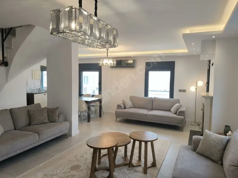 Cunda’da Bahçe, Deniz ve Konfor: Yenilenmiş 6+1 Villa 4