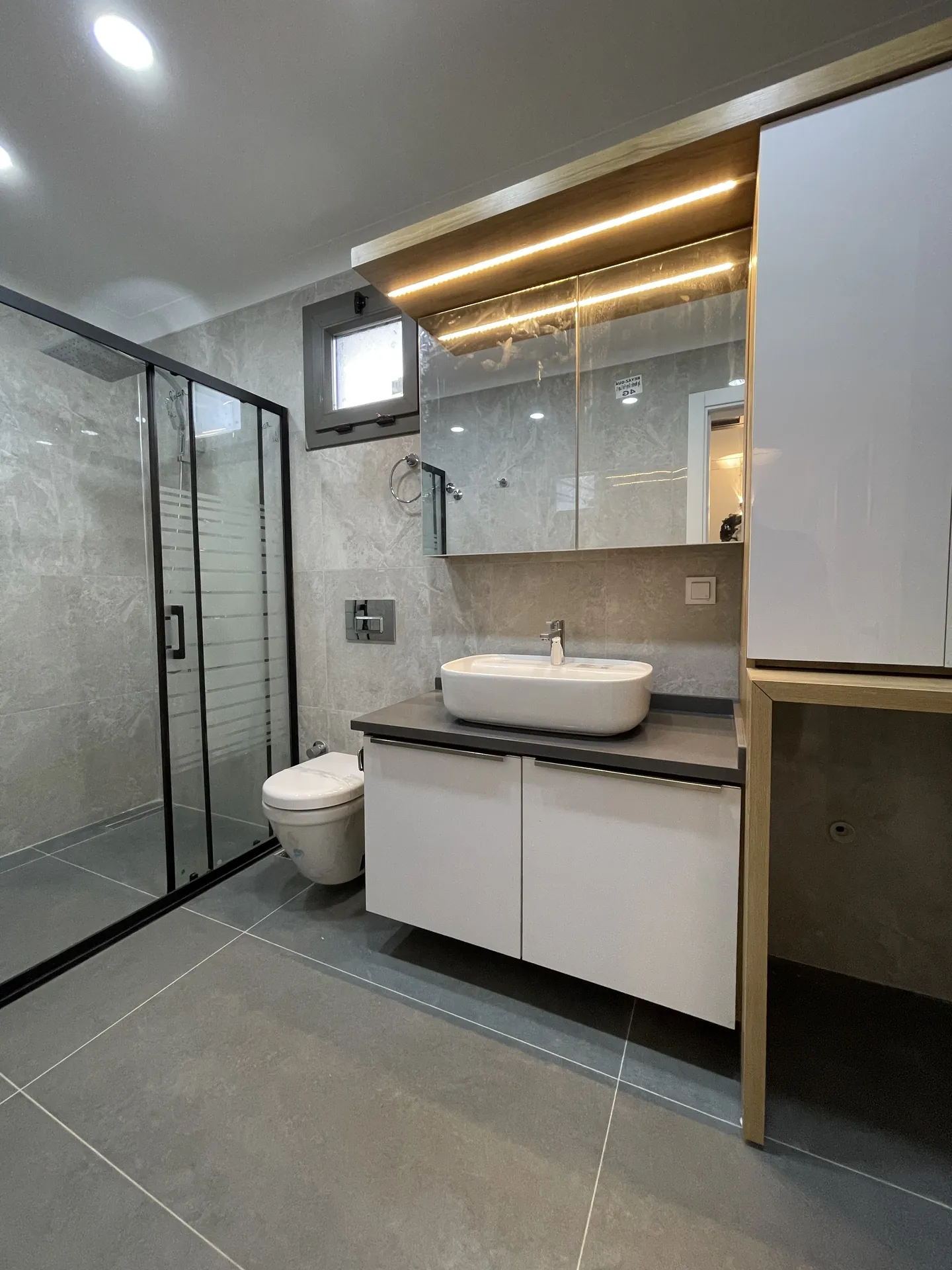 Room for the Whole Family: Brand-New 5-Bedroom Villa with Sea Views in Cunda 19
