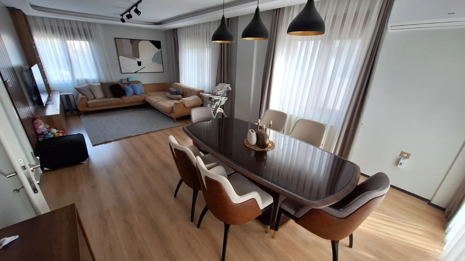 Sahilkent’te bahçe keyfi: Havuzlu ve güvenlikli sitede 5+2 villa 5