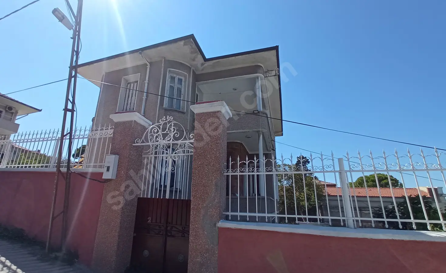 AYVALIK’TA DENİZE SIFIR | 100 YILLIK TARİHİ PRESTİJLİ YALI & KÖŞK (10+3)