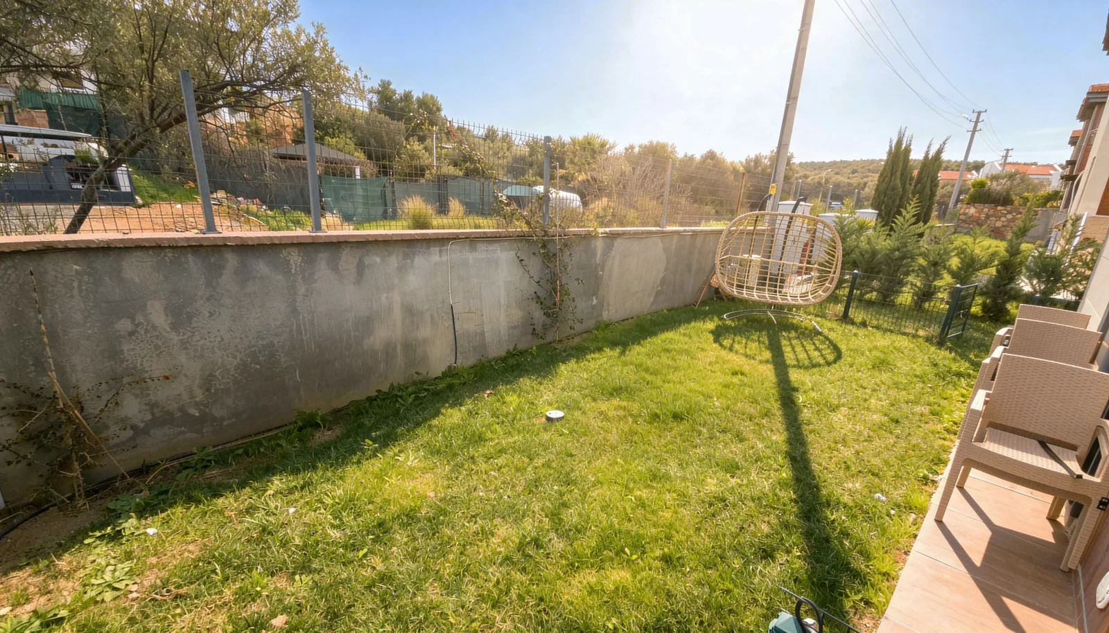 Sahilkent’te bahçe keyfi: Havuzlu ve güvenlikli sitede 5+2 villa 14